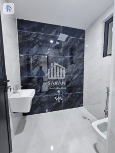 Modern House image 22