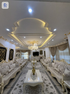 Luxurious Villa with Multiple Rooms image 11