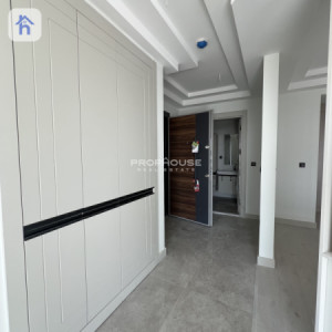 Contemporary Studio Apartment Available for Sale image 2