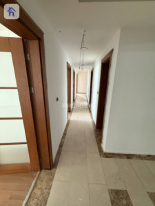 Stylish B4 Apartment with Views image 14