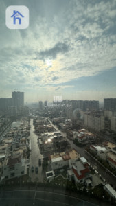 Office in Business Towers Image 10