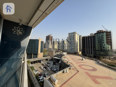 Modern Furnished Apartment with Great Views Image 7