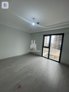 شوقەیەکی فراوان لە ڕامی تاوەرز وێنە 4