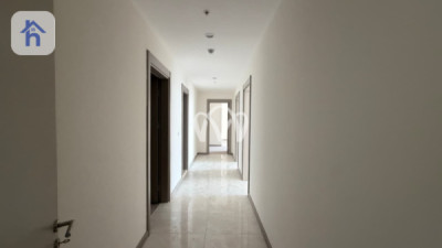 Spacious Apartment in Empire Square image 14