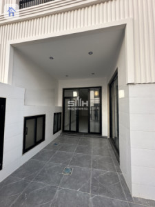 Family House in Convenient Location image 5