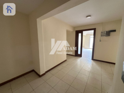 شقة عصرية بثلاث غرف نوم مع موقع مركزي صورة 10