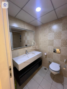 شقة حديثة بثلاث غرف نوم في أربيل صورة 9