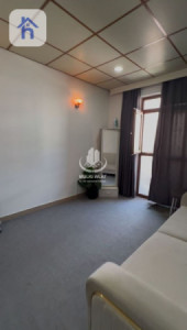Modern Apartment Image 6