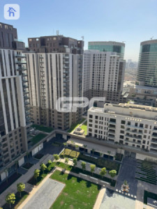 Spacious Apartment with 4 Bedrooms — 1