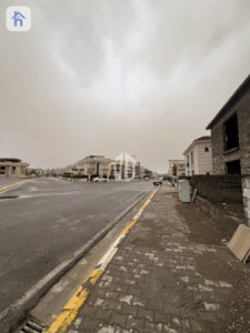 Spacious Structure in Hiwa City For Sale Resim 3