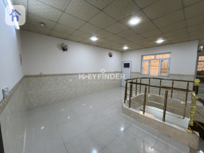 Spacious House in Erbil with 5 Bedrooms Image 11
