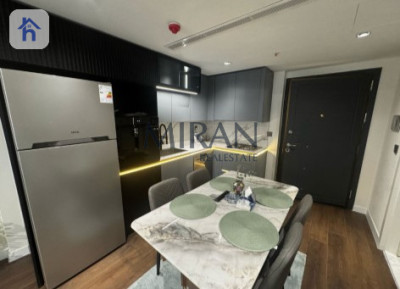 Chic Furnished Apartment in Prime Location image 2