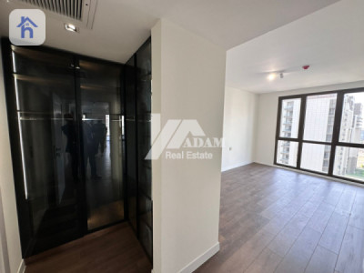 Spacious Apartment in Prime Location Image 9