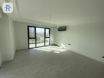 Spacious 2-Bedroom Apartment in Rami Towers Resim 4