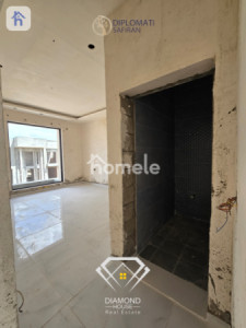 Family House with Multiple Rooms Image 9