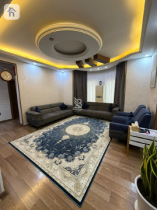 One Floor House image 3