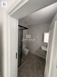 Spacious House with Modern Design image 23