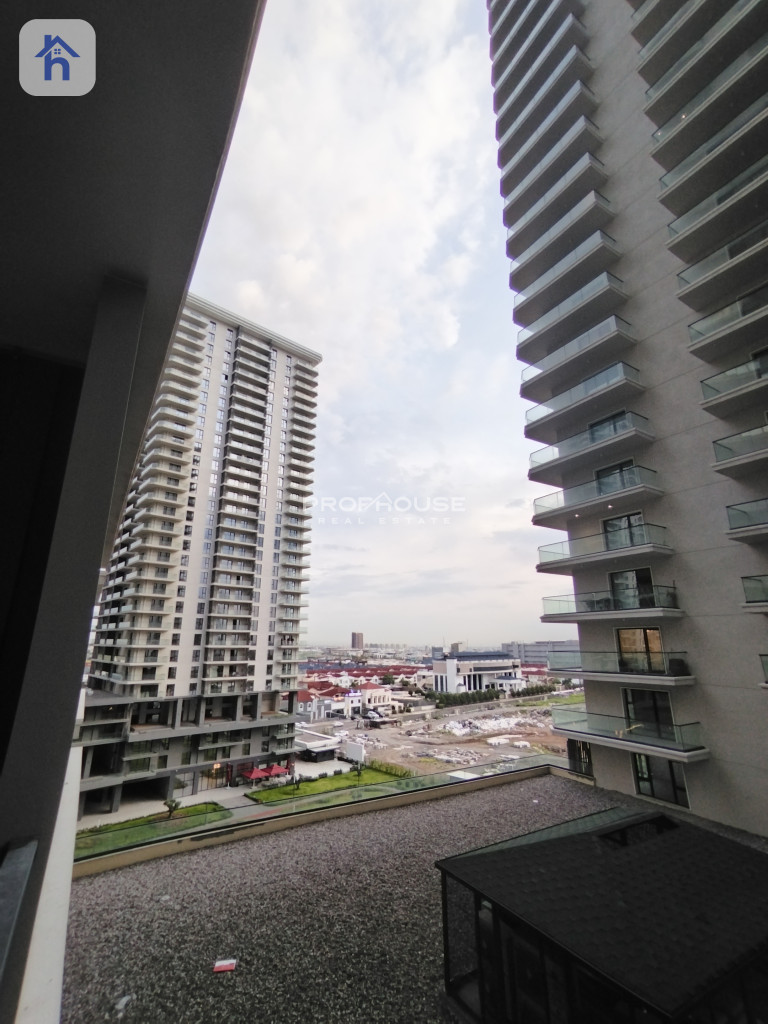 Modern Studio Apartment in Rami Towers Resim 6