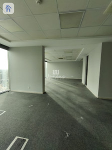 Modern office in Empire Business Towers image 4