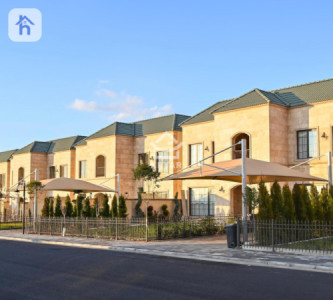 Luxurious Apartment in Spanish Village image 2