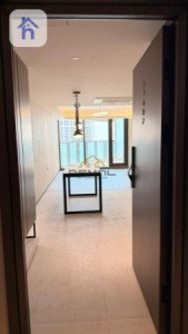 Elegant One-Bedroom Apartment image 1