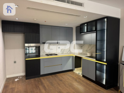 Modern Apartment image 7