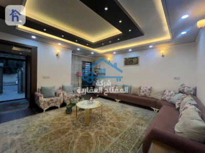 Modern 4-Bedroom House in Lawan City Image 6