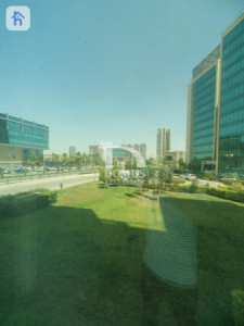 Modern Apartment in Prime Location Image 5