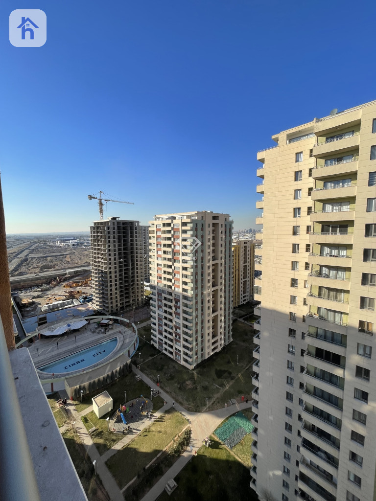 High-Floor Apartment with Spacious Rooms