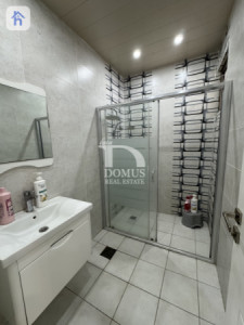 Corner House Resim 14