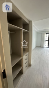 Modern 2 Bedroom Apartment image 8