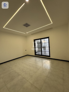 Spacious Farmhouse in Serene Location image 17