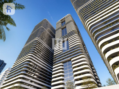 Spacious 4-Bedroom Apartment with Stunning Views image 5