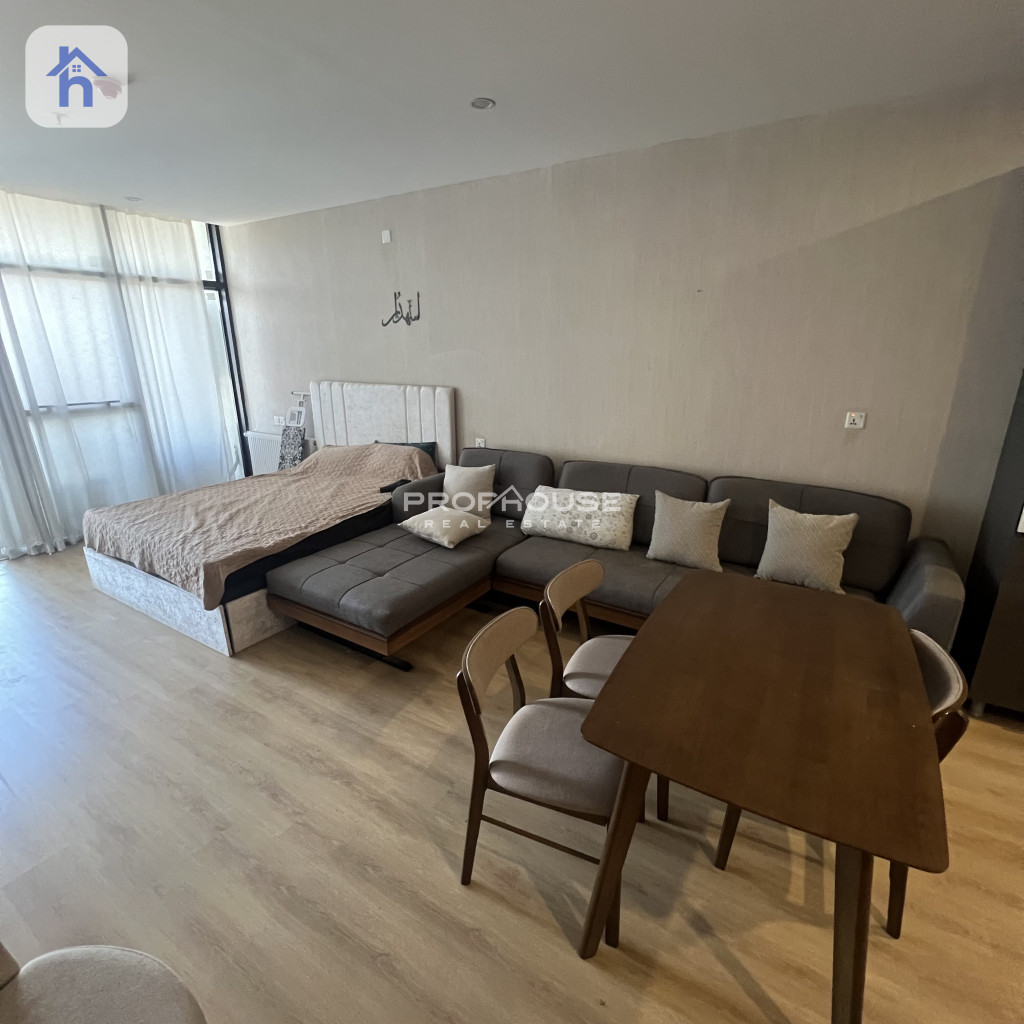 Modern Studio with Stunning Views Resim 2
