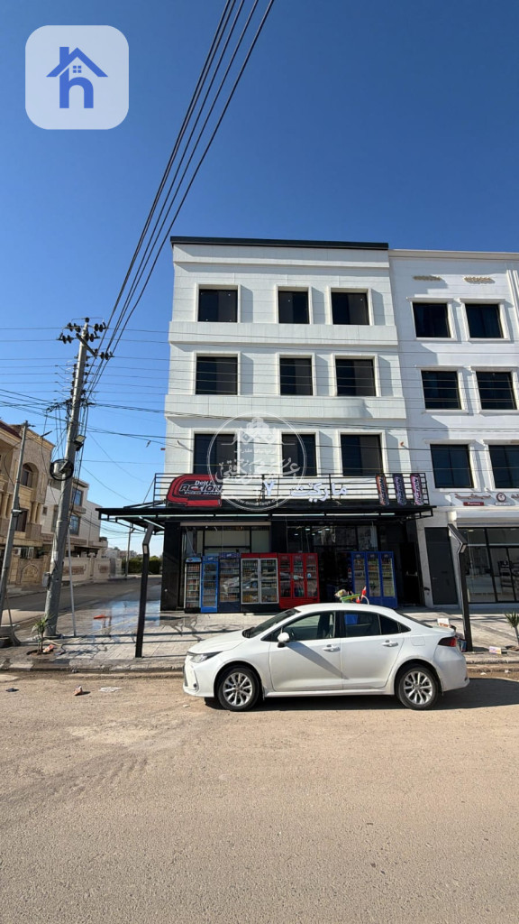 بناية تجارية بشکل نقدي