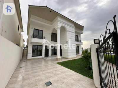 Modern House image 2