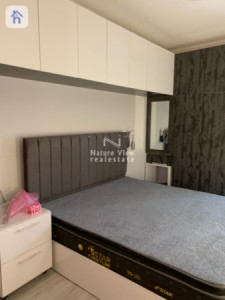 Modern and Bright One Bedroom Flat Image 6