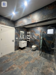 Spacious Home in Mass Hills image 7