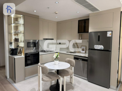 Modern 2-Bedroom Apartment in Vana Towers image 7