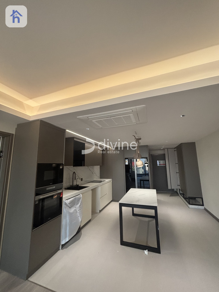 Spacious one-bedroom apartment with great amenities