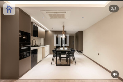 Studio Apartment image 2