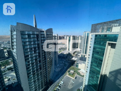 Spacious Apartment with Great Views image 9