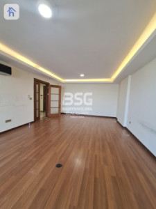 Modern 2-Bedroom Apartment Image 3