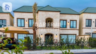 Modern Villa with Four Bedrooms image 1