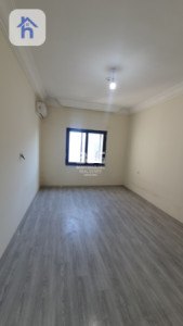 Luxurious One-Bedroom Apartment in Eskan Towers Image 3
