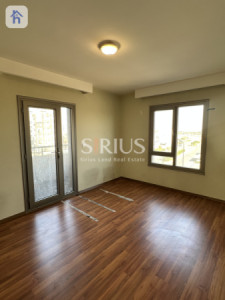 شقة حديثة بثلاث غرف نوم في مدينة جيهان للبيع image 1