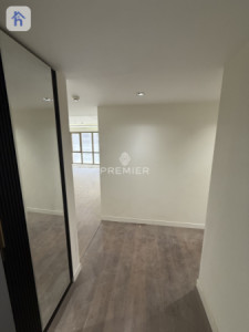 Cosy 2-Bedroom Apartment in Boulevard image 2