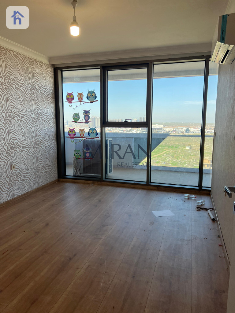 شوقەیەکی لوکس بە دیمەنێکی سەرسوڕهێنەر وێنە 2