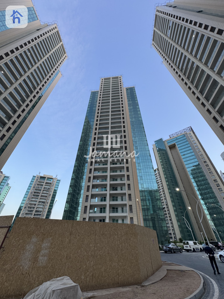 Spacious 2-Bedroom Apartment with great view