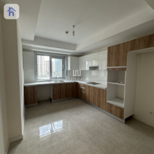 Elegant 2-Bedroom Apartment for Rent Image 7